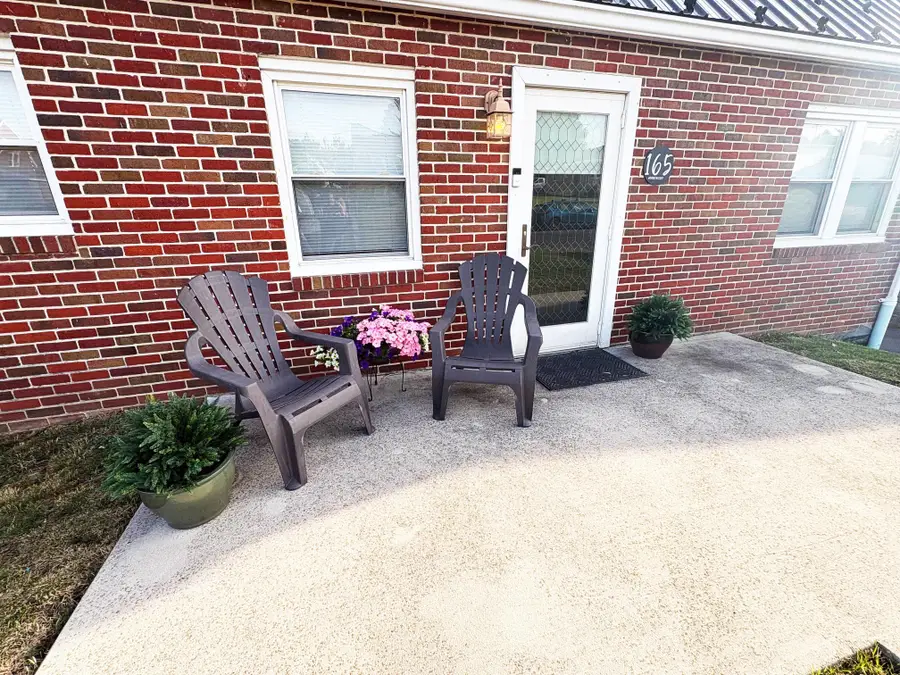 165 Washington St, Frostburg, MD 21532 - #2
