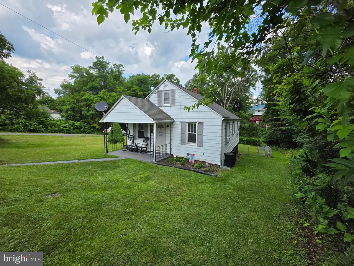 130 Mullen St, Cumberland, MD 21502 - #1