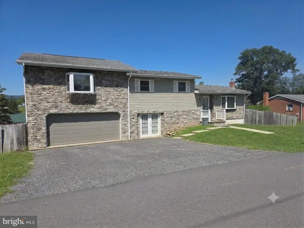 813 White Ave, Cumberland, MD 21502 - #1