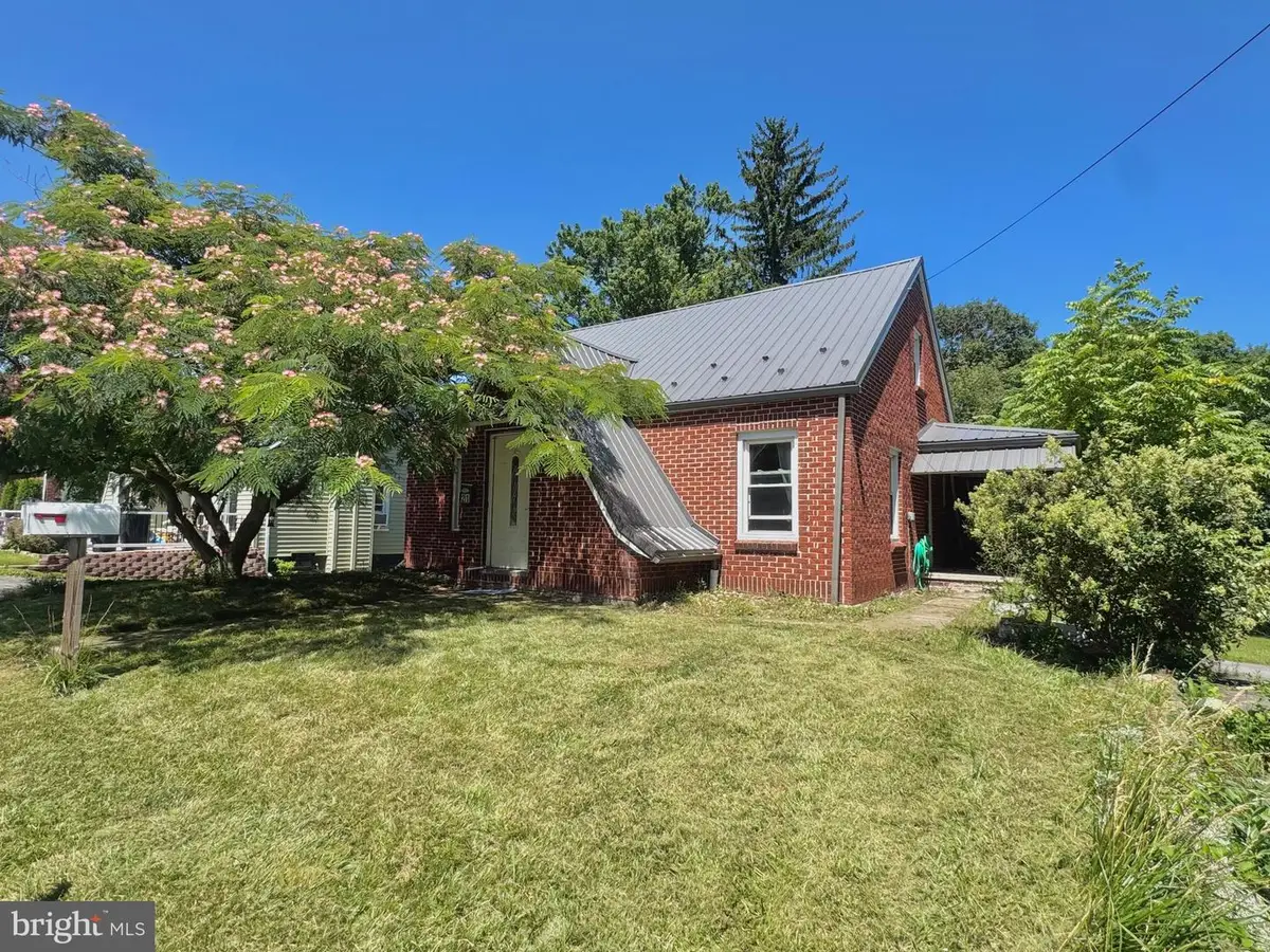 21 Centennial St, Frostburg, MD 21532 - #1