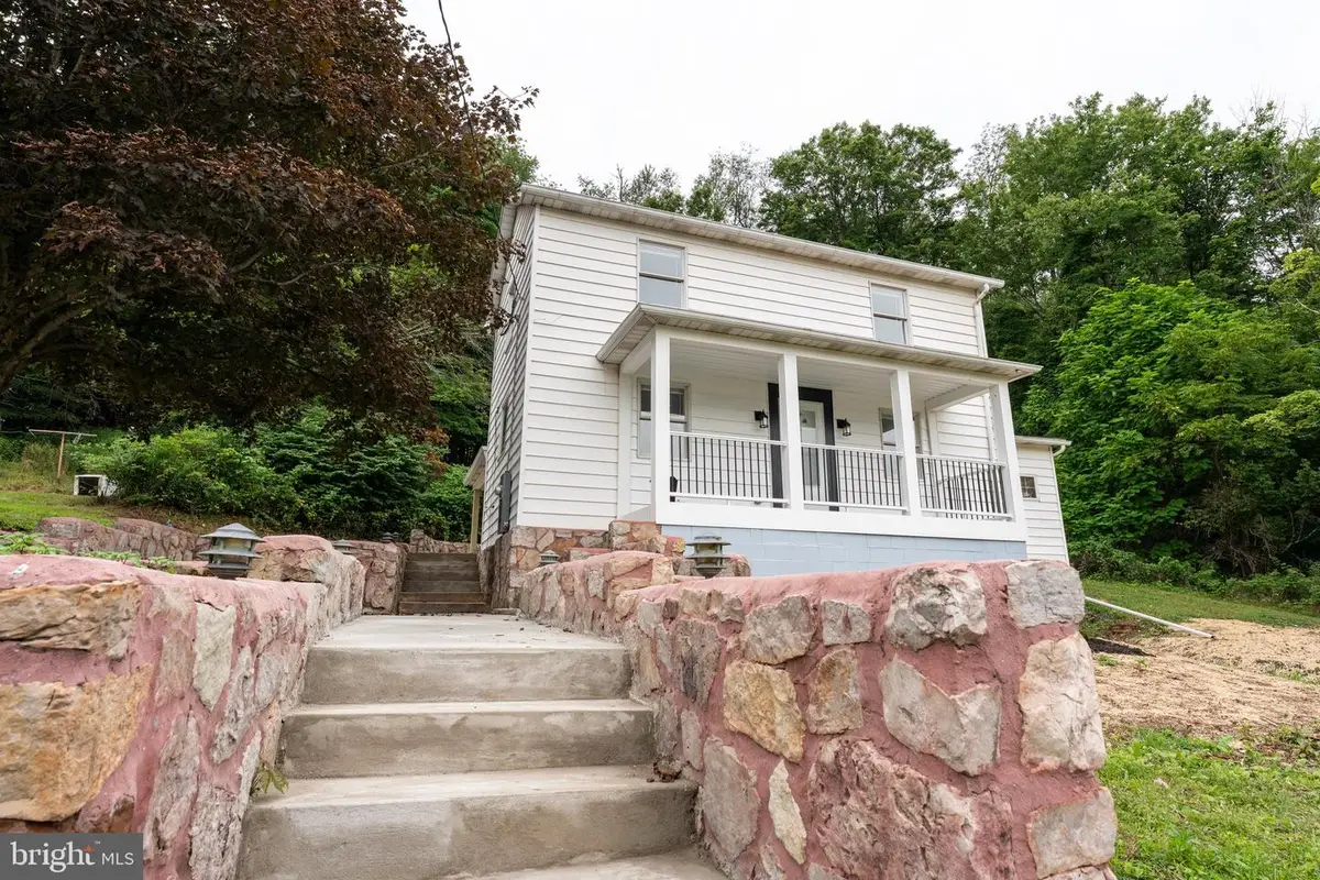 10701 Hoffman Hollow Rd Sw, Frostburg, MD 21532 - #1