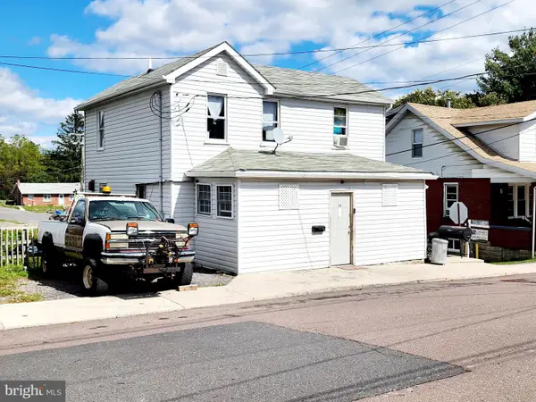 54 E College Ave, FROSTBURG, MD 21532