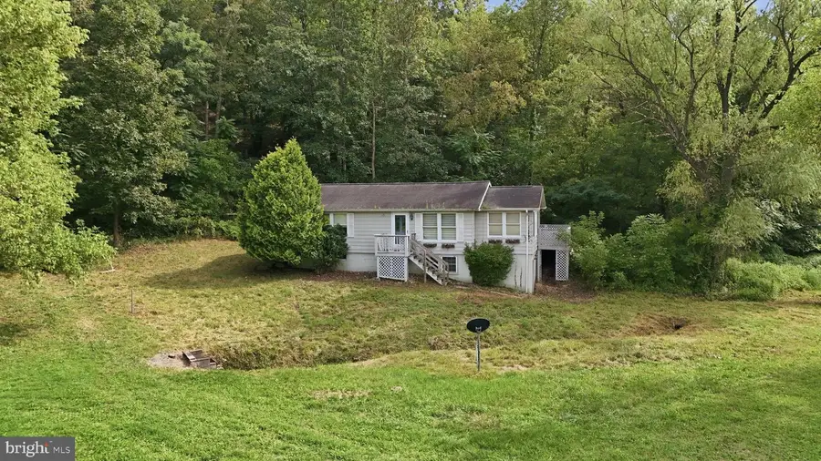 1513 Rosewood St, Cumberland, MD 21502 - #2