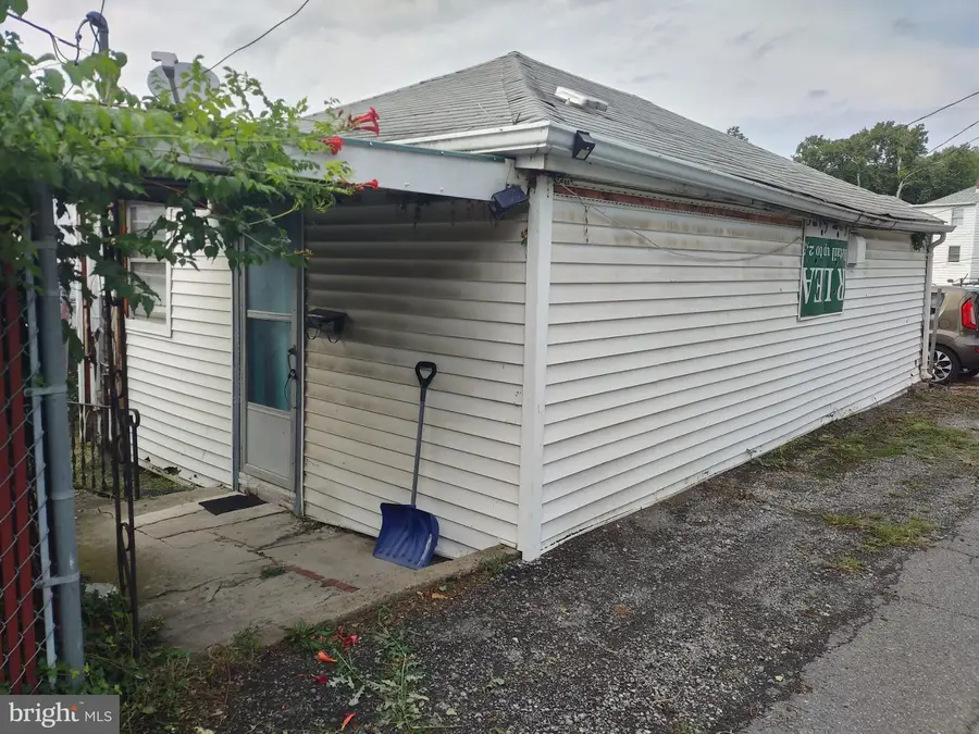 508 Sheridan Pl, Cumberland, MD 21502 - #3