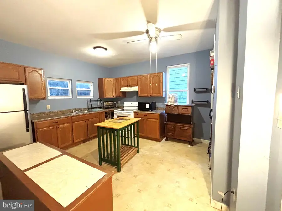443 Goethe St, Cumberland, MD 21502 - #2