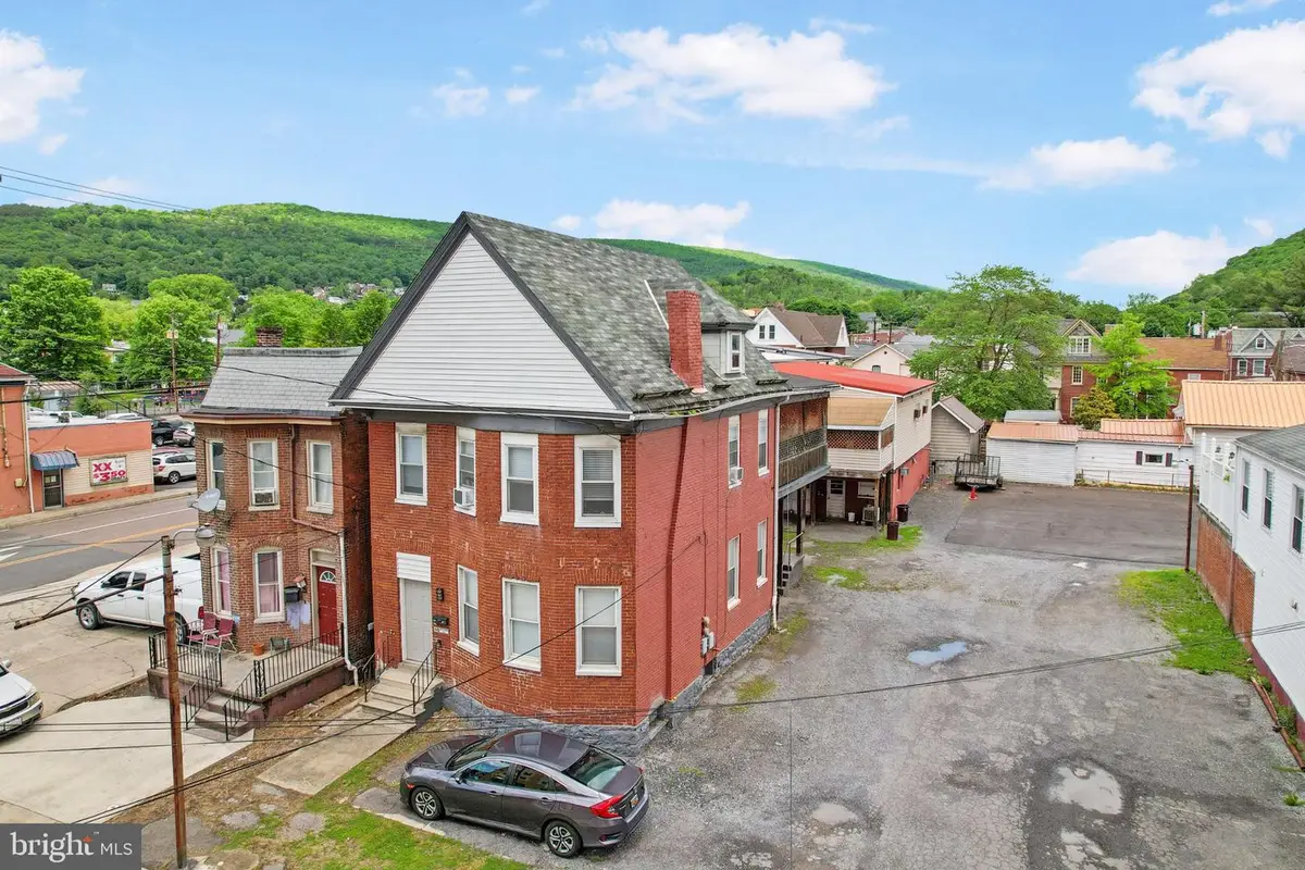 445 N Mechanic St N, Cumberland, MD 21502 - #1