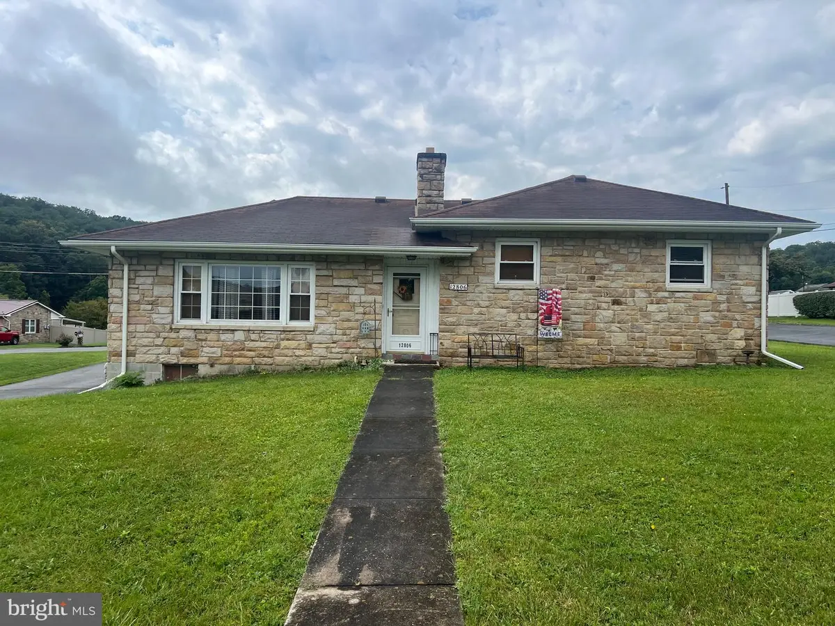 12806 Growdenvale Dr Ne, Cumberland, MD 21502 - #1