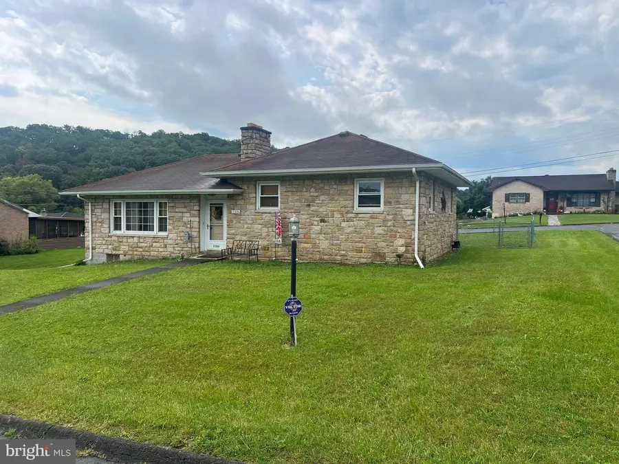 12806 Growdenvale Dr Ne, Cumberland, MD 21502 - #2