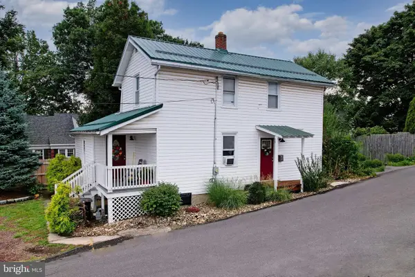 18 Park St, FROSTBURG, MD 21532