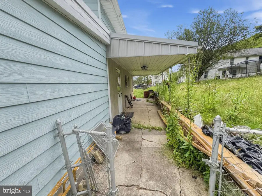 16008 Foundry Row Nw, Mount Savage, MD 21545 - #2