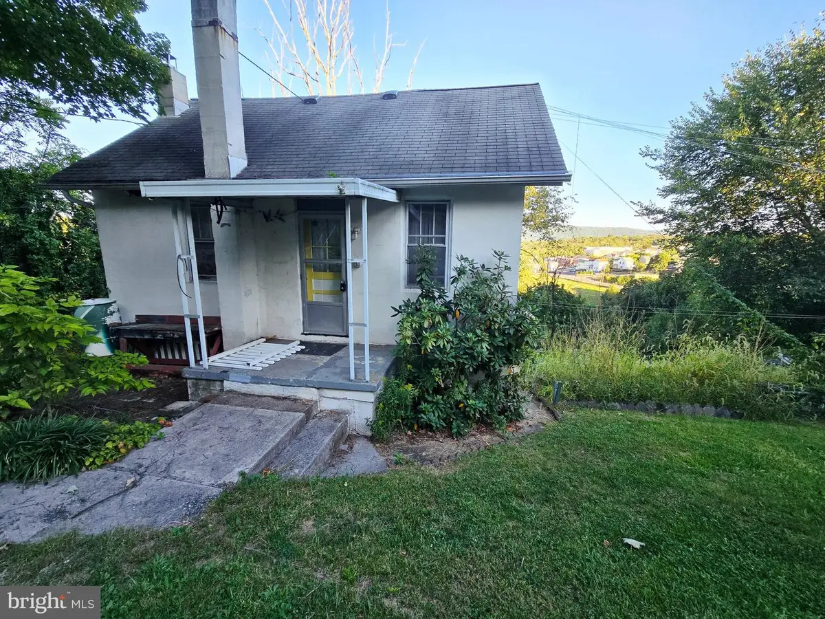 523 Princeton St, Cumberland, MD 21502 - #1