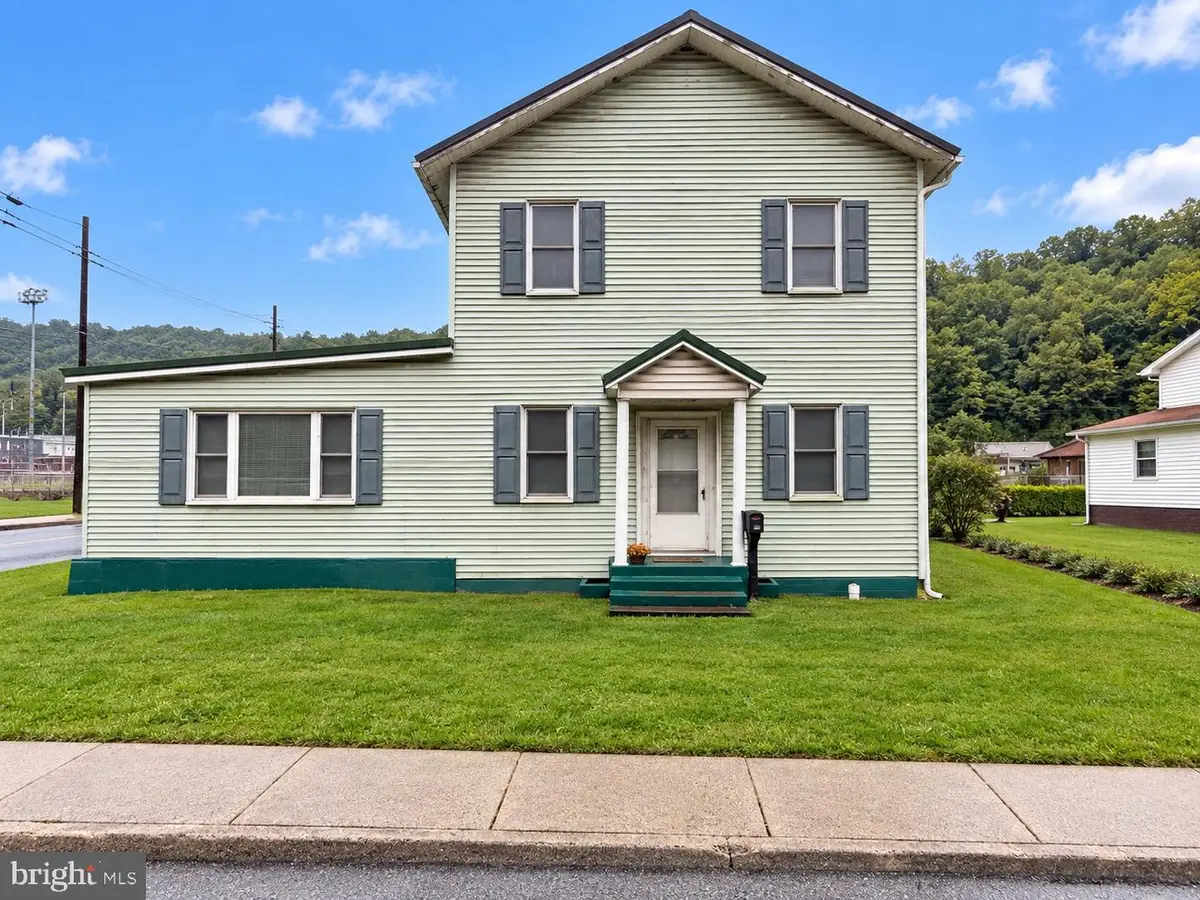 118 Main St, Lonaconing, MD 21539 - #1