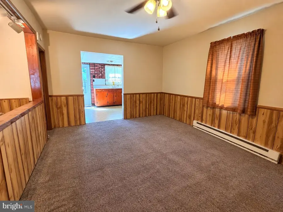 239 Humbird St, Cumberland, MD 21502 - #3