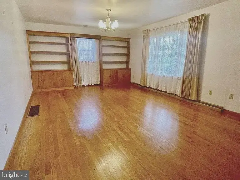 623 Hill Top Dr, Cumberland, MD 21502 - #3