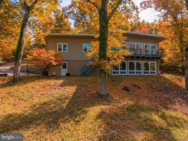 19 Sunset Dr, LAVALE, MD 21502