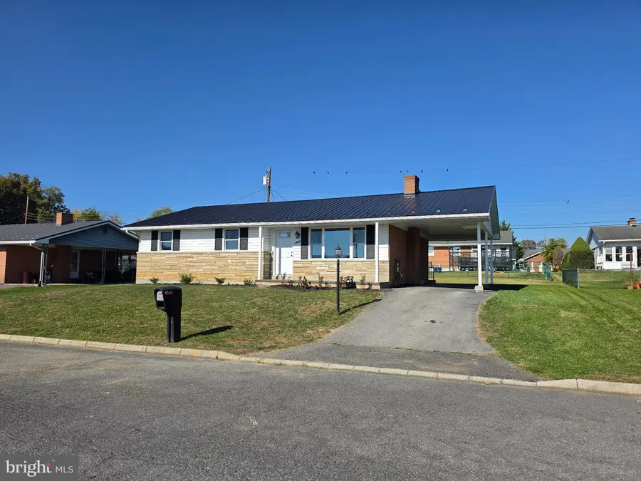 1426 Laurel Ct, Cumberland, MD 21502 - #2