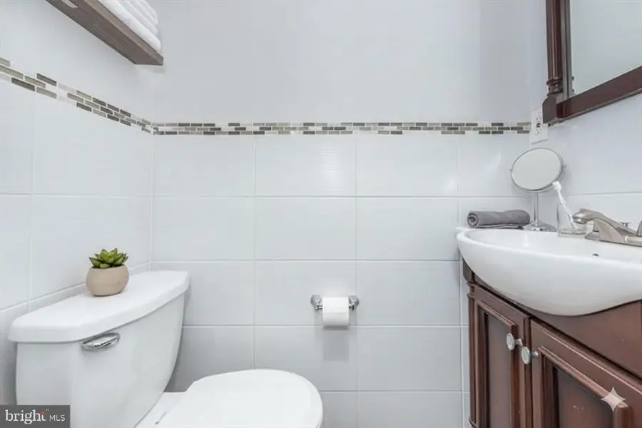 4006 Fleetwood Ave, Baltimore, MD 21206 - Image #2