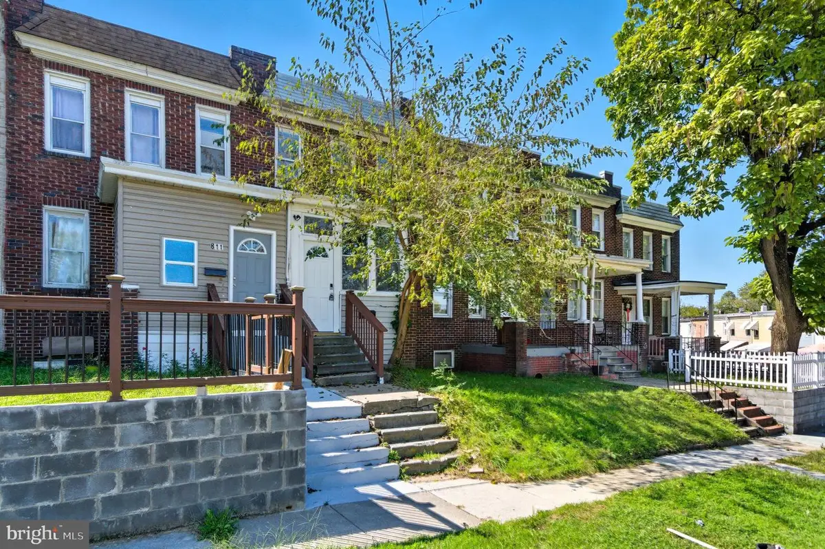 809 E Pontiac Ave, Baltimore, MD 21225 - Image #1