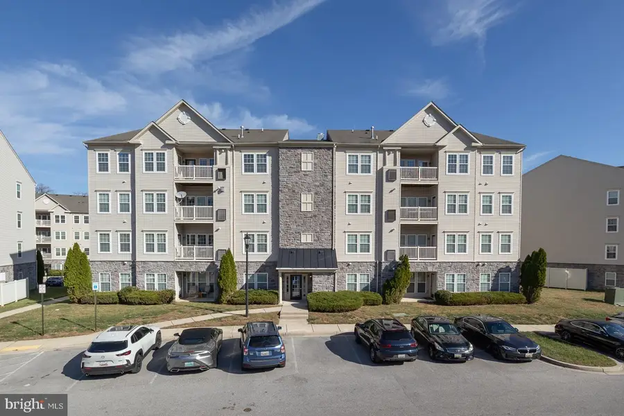 5303 Wyndholme Cir #401, Baltimore, MD 21229 - Image #3