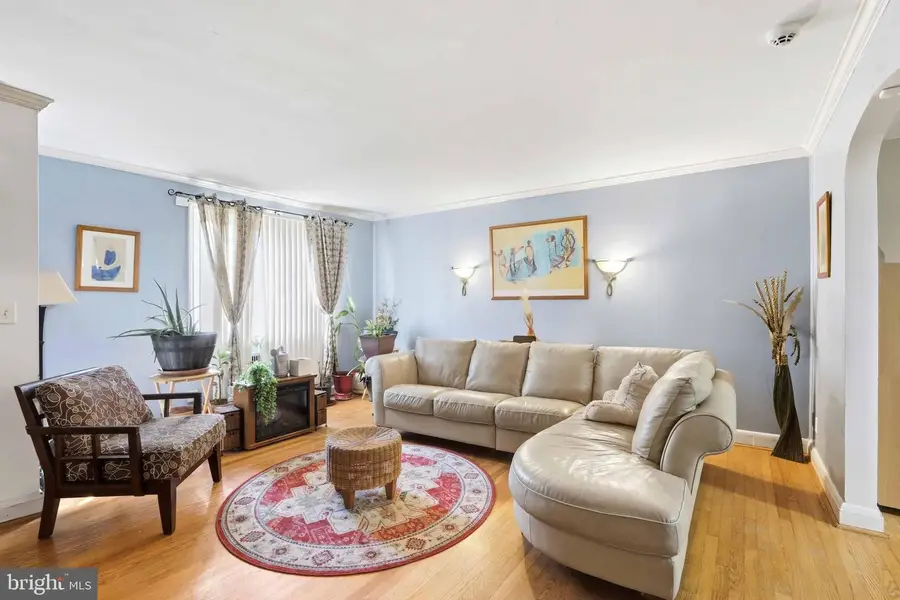 1546 Lochwood Rd, Baltimore, MD 21218 - Image #3