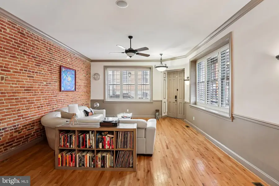 143 E West St, Baltimore, MD 21230 - Image #3