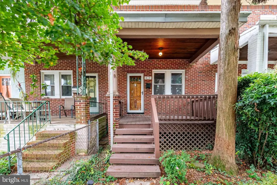 819 W 33rd St, Baltimore, MD 21211 - Image #2