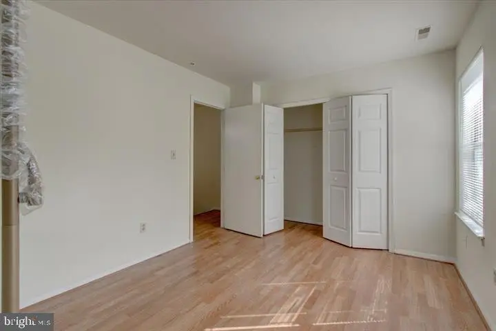 1543 Holbrook St, Baltimore, MD 21202 - Image #3