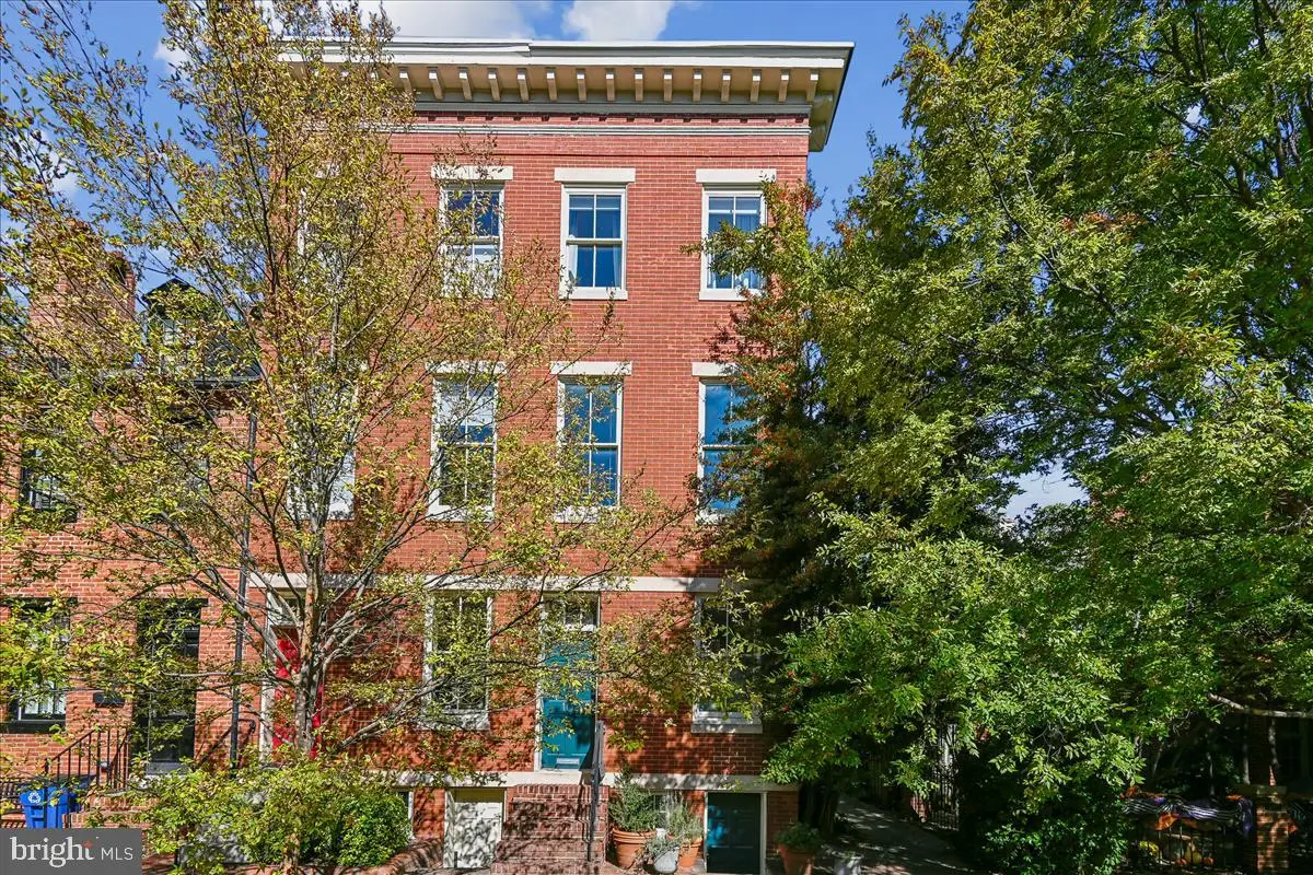 102 W Lee St W, Baltimore, MD 21201 - Image #1