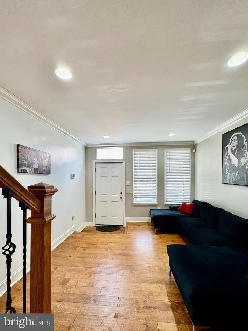 1019 W Fayette St, Baltimore, MD 21223 - Image #2