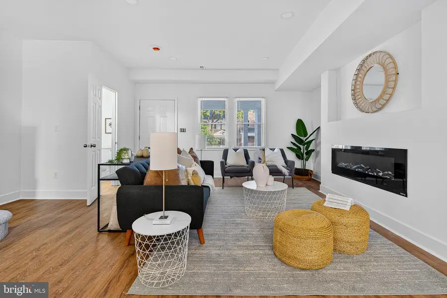 802 N Woodington Rd, Baltimore, MD 21229 - Image #2