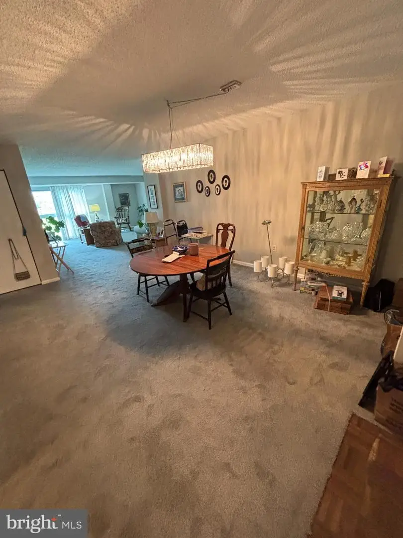 1040 Deer Ridge Dr #402, Baltimore, MD 21210 - Image #2