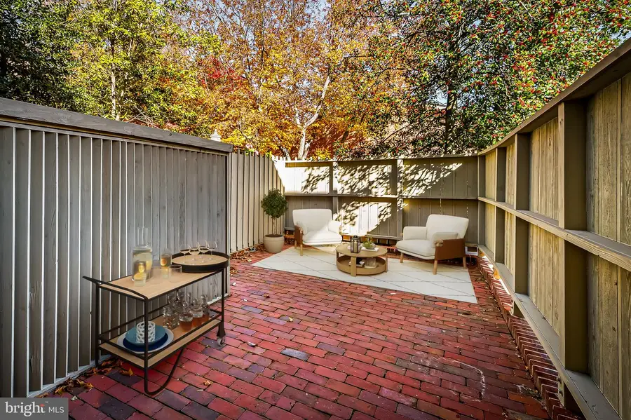 20 Palmer Green Ct, Baltimore, MD 21210 - Image #3