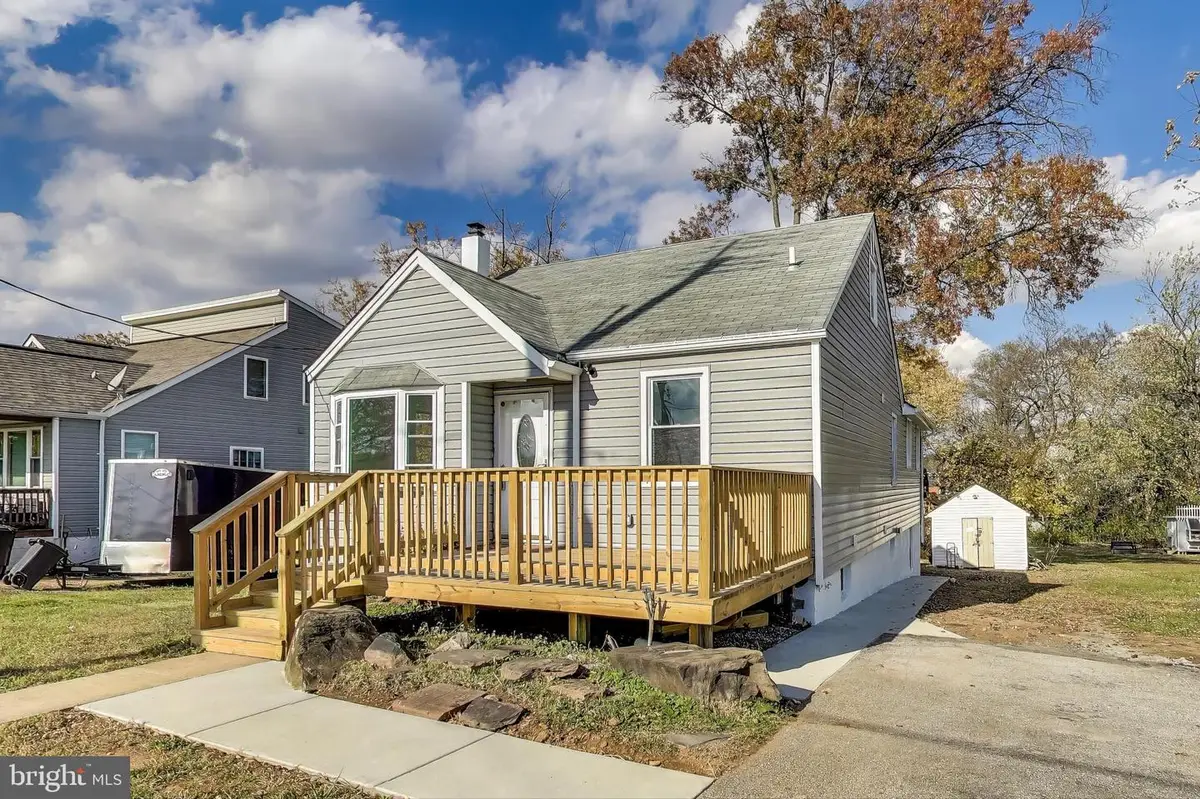 2523 Gehb Ave, Baltimore, MD 21227 - Image #1