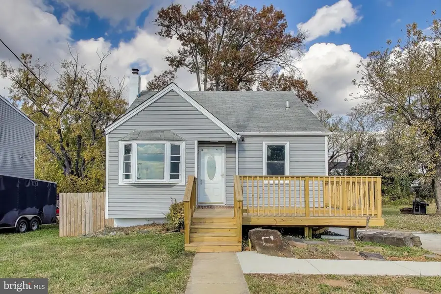 2523 Gehb Ave, Baltimore, MD 21227 - Image #2