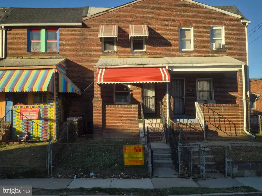 3302 W Franklin St, Baltimore, MD 21229 - Image #2