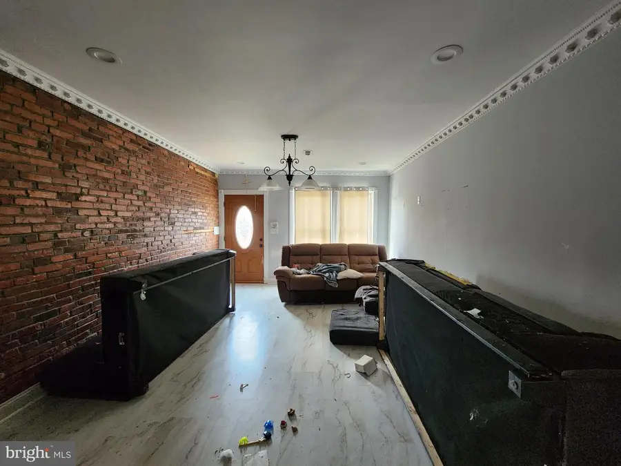 39 S Highland Ave, Baltimore, MD 21224 - Image #2