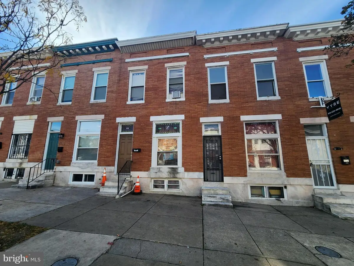 2911 Mcelderry St, Baltimore, MD 21205 - Image #1