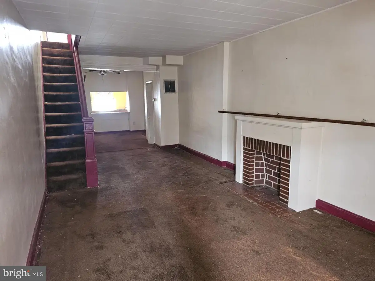 637 N Robinson St, Baltimore, MD 21205 - Image #1