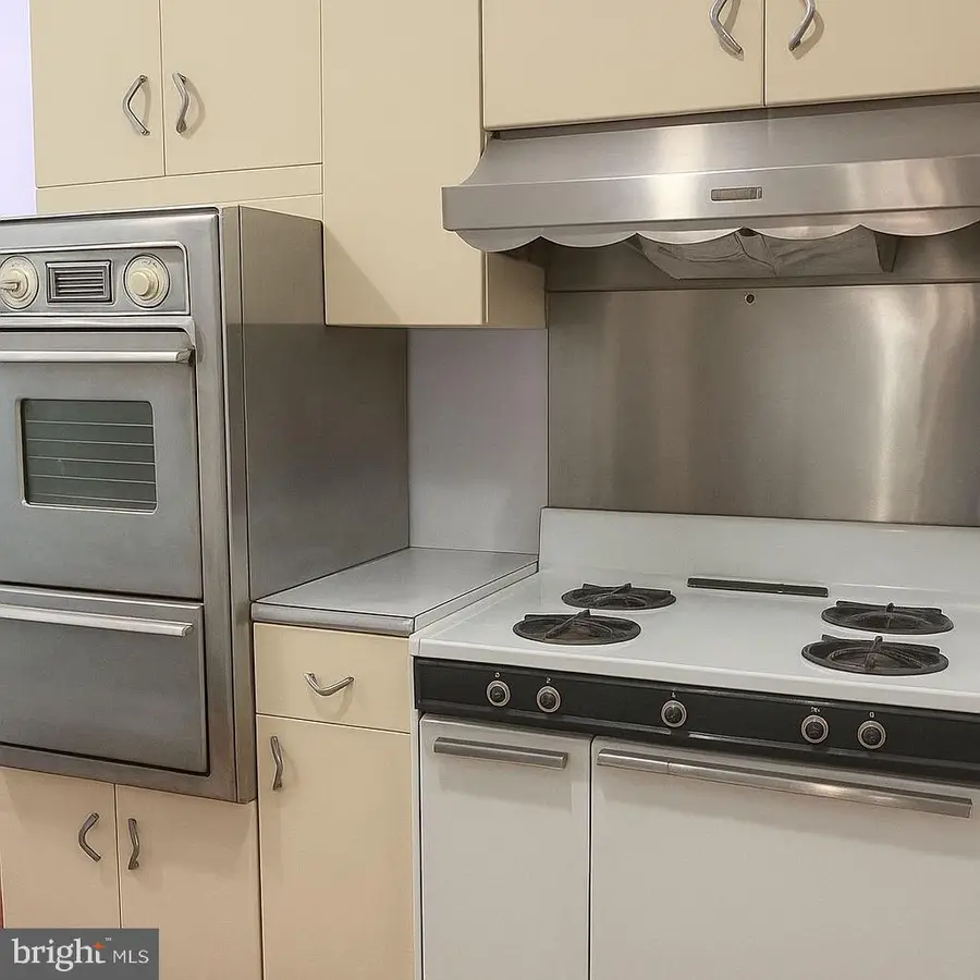 3014 Oakcrest Ave, Baltimore, MD 21234 - Image #3