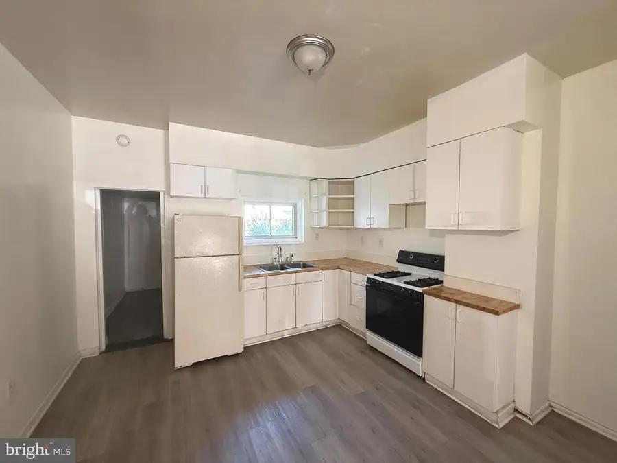 3236 E Lombard St, Baltimore, MD 21224 - Image #2