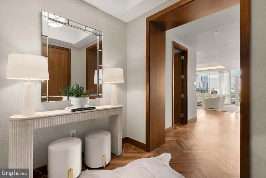 300 International Dr #1902, Baltimore, MD 21202 - Image #2