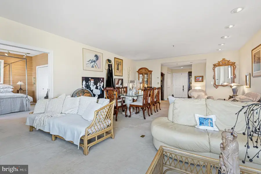 10 E Lee St #2008, Baltimore, MD 21202 - Image #3