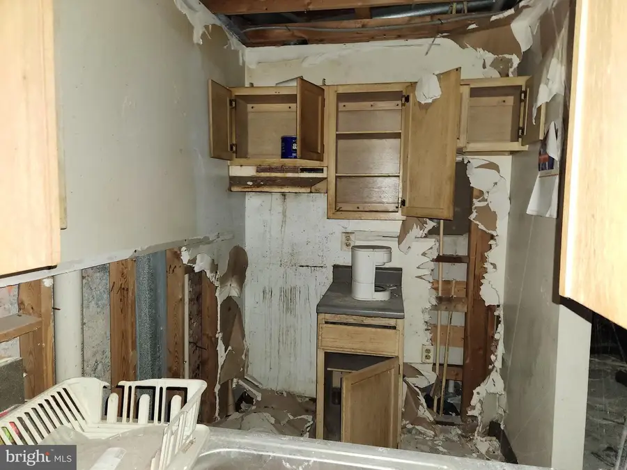 1627 Mosher St, Baltimore, MD 21217 - Image #3