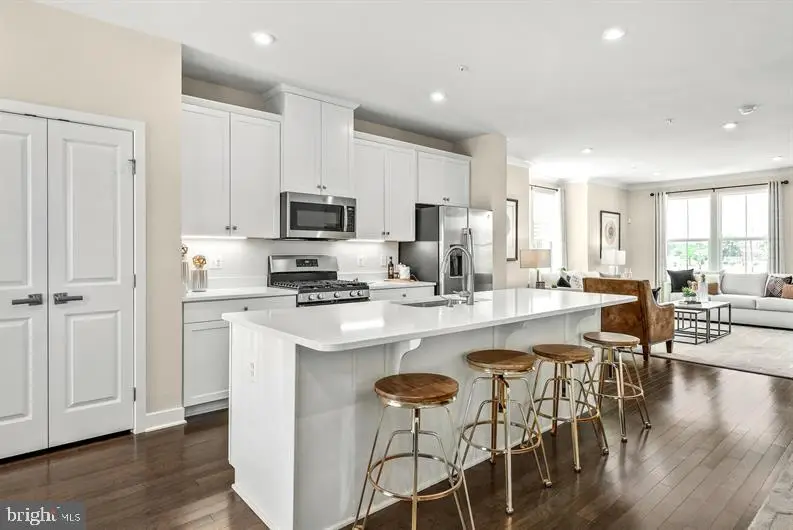 2200 Kloman St #waterfront Strauss, Baltimore, MD 21230 - Image #2