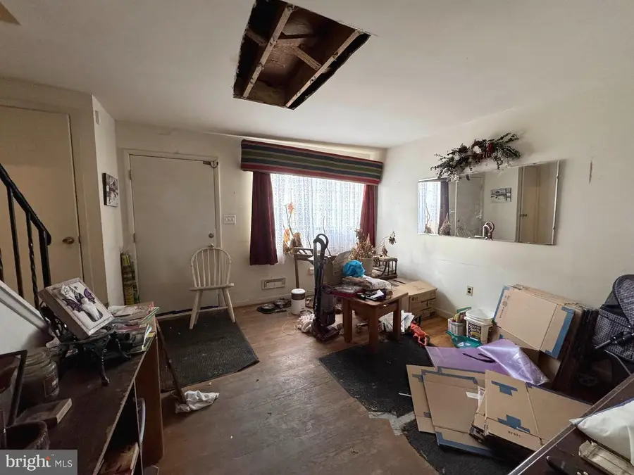 4766 Melbourne Rd, Baltimore, MD 21229 - Image #3