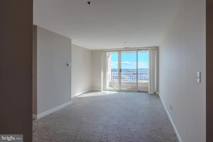 100 Harborview Dr #1208, Baltimore, MD 21230 - Image #3