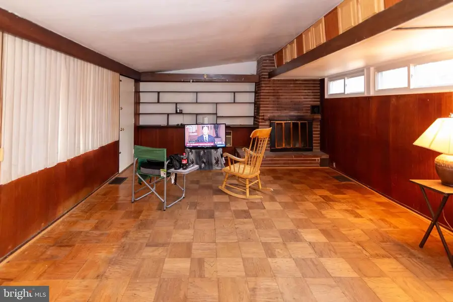 2807 W Strathmore Ave, Baltimore, MD 21209 - Image #3