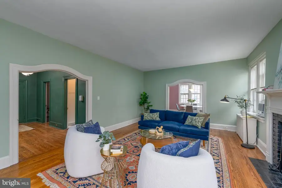 102 W 39th St #2b, Baltimore, MD 21210 - Image #3