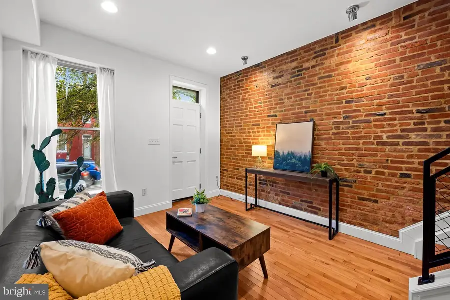 318 W 28th St, Baltimore, MD 21211 - Image #3