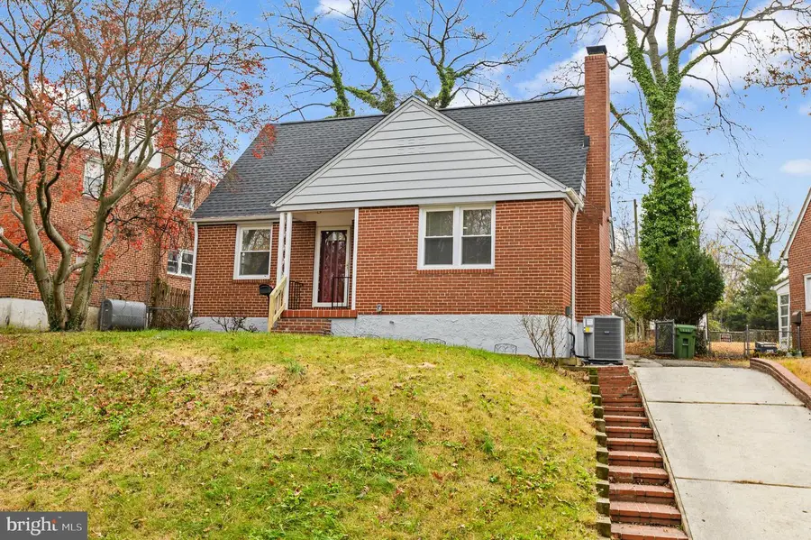 4929 Herring Run Dr, Baltimore, MD 21214 - Image #2